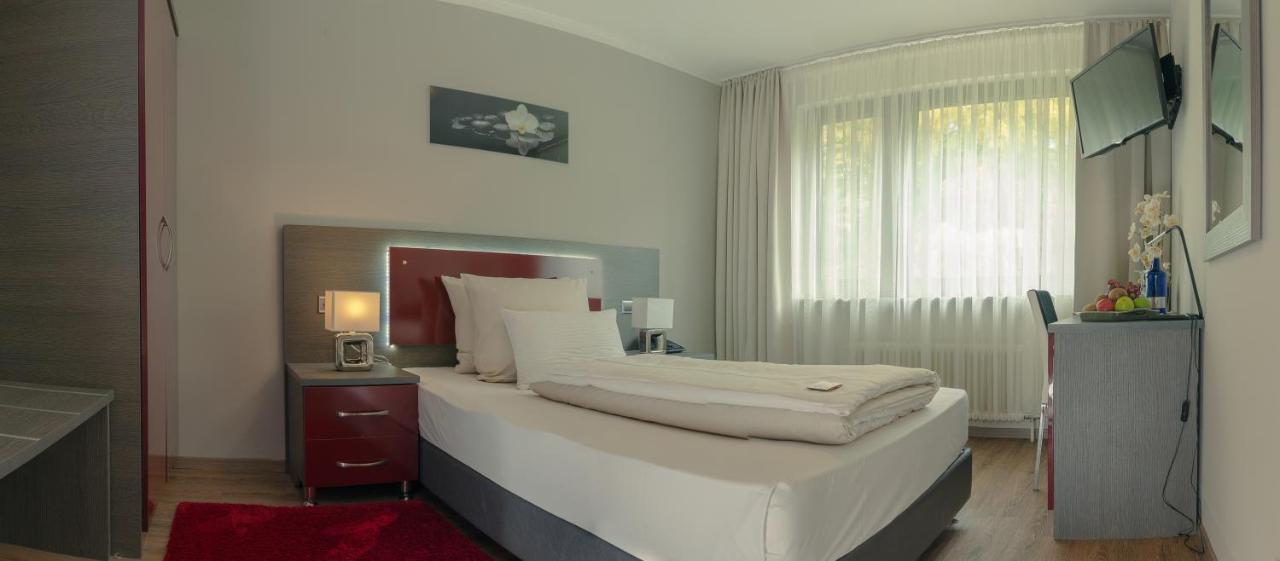 Waldhotel Sindelfingen Am Eichholz Eksteriør bilde